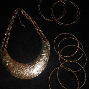 Vintage Gold Tone Necklace Set